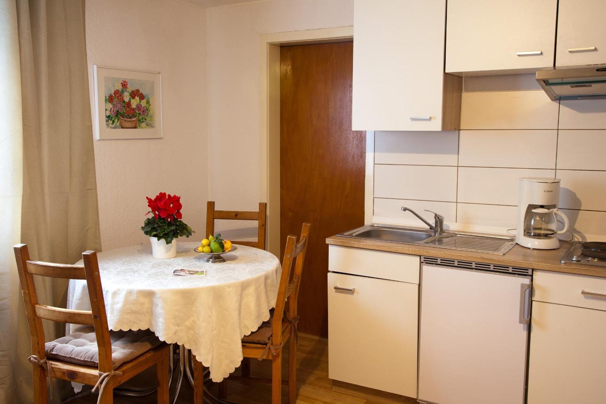 Haus Zur Bienenweide Apartment Schömberg Exterior foto